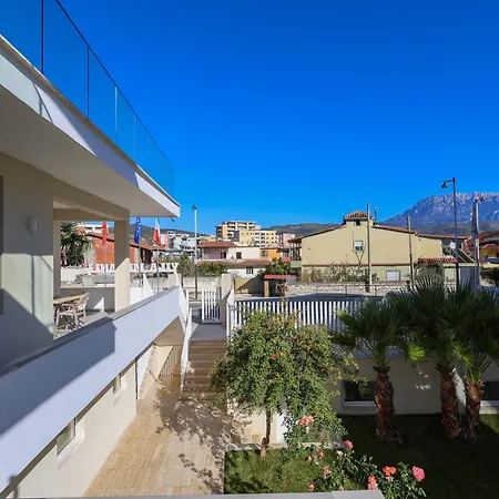 Mimani 2 Villa