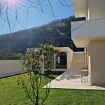 Mimani 2 Villa