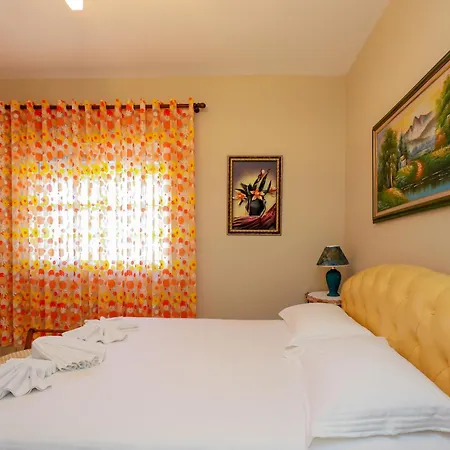 Mimani 2 Villa *