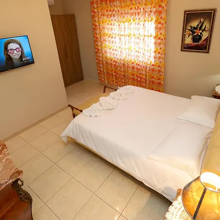 Villa Mimani 2 Berat