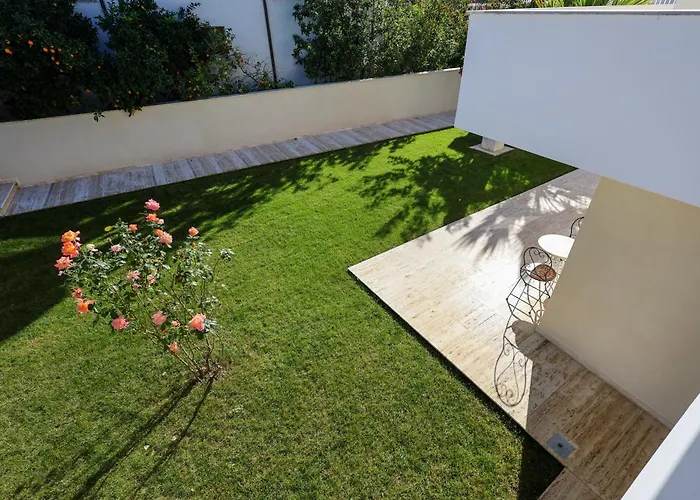 Mimani 2 Villa Berat